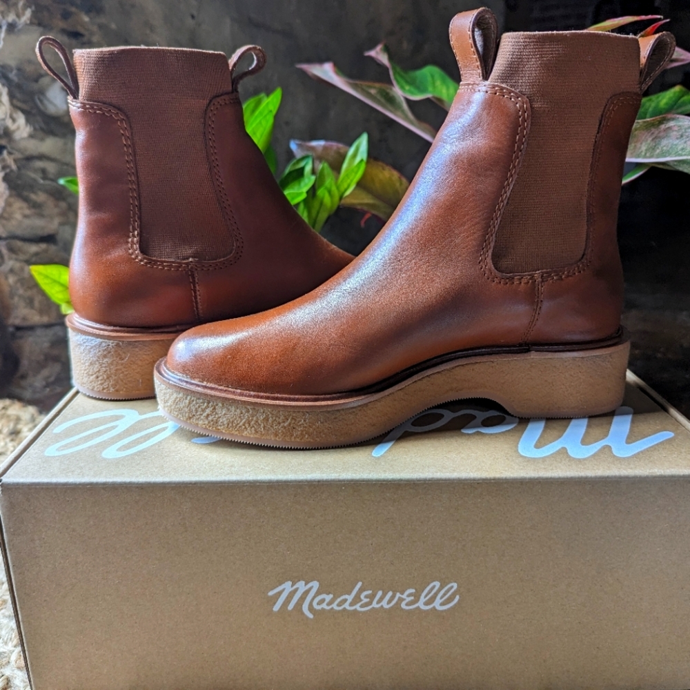 Madewell Chelsea Boot